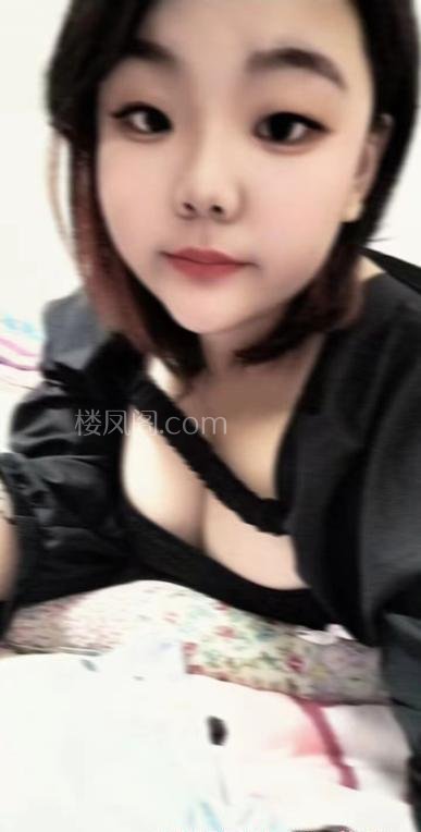 江苏南京夫子庙巨乳幼坦 